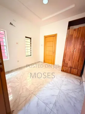 Mini Flat in An Access Control, Chevron for rent