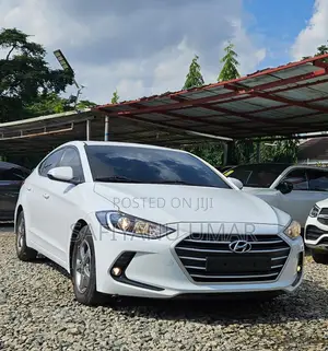 Hyundai Elantra 2018 White