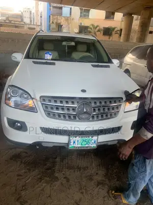 Mercedes-Benz M Class 2007 White