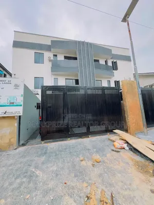 4bdrm Duplex in Yaba Lagos for sale