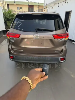 Toyota Highlander Limited Platinum 2019 Gray