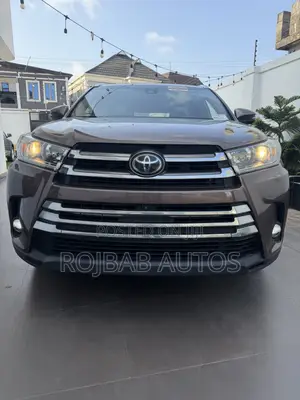 Toyota Highlander Limited Platinum 2019 Gray