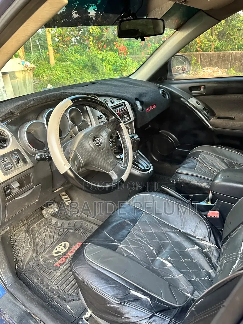 Toyota Matrix 2004 Blue