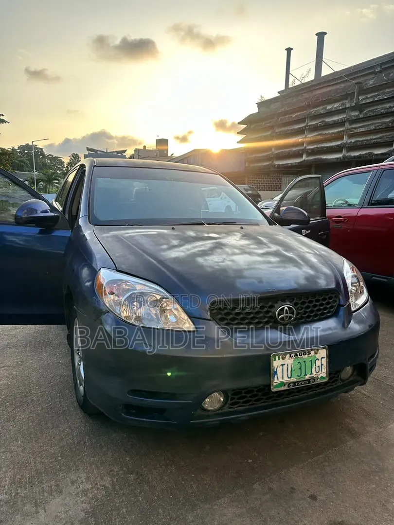 Toyota Matrix 2004 Blue
