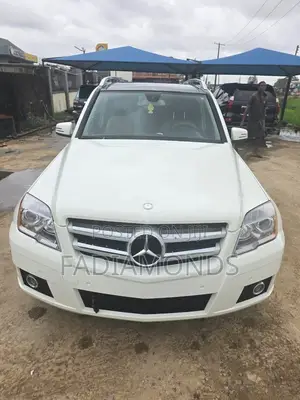 Mercedes-Benz GLK-Class 350 4MATIC 2010 White