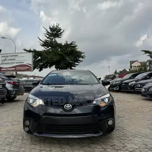 Toyota Corolla 2014 Black