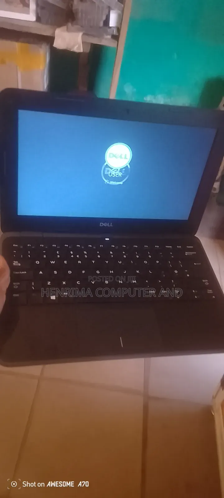 Laptop Dell Latitude 3190 4GB Intel Pentium SSD 60GB
