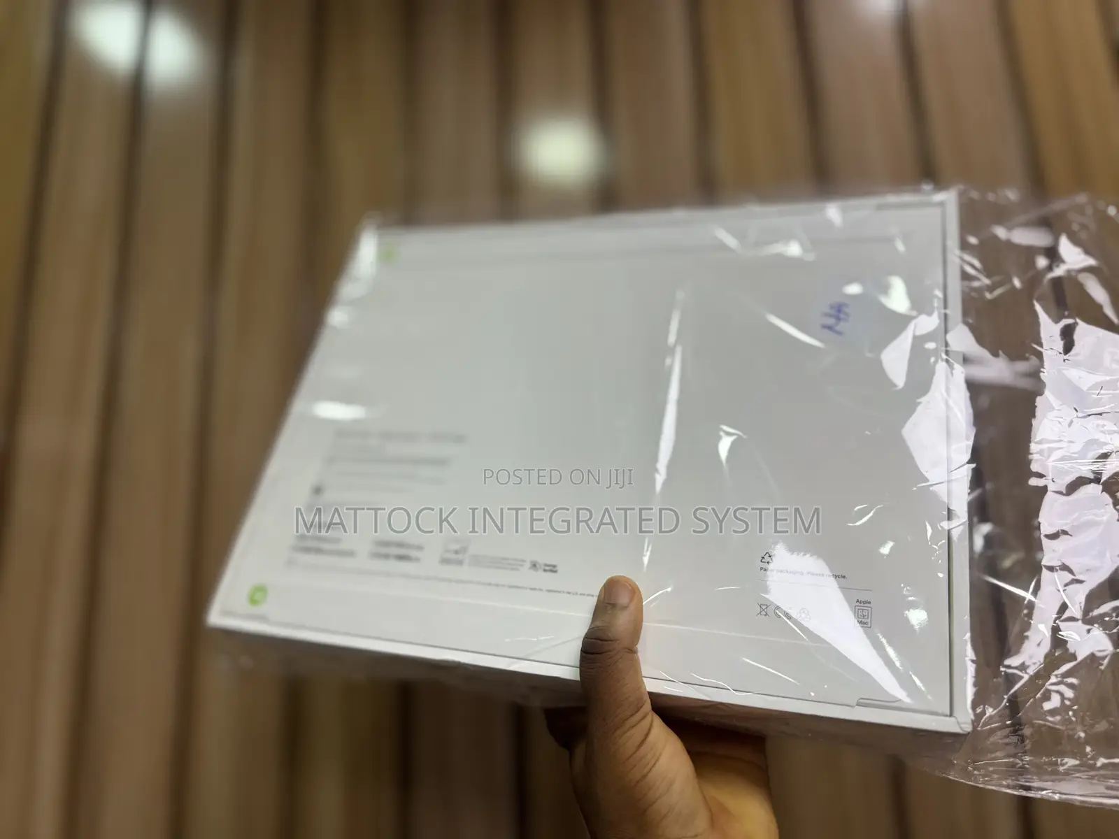New Laptop Apple MacBook Pro 2026 M5 Max 48GB Apple M5 SSD 2T