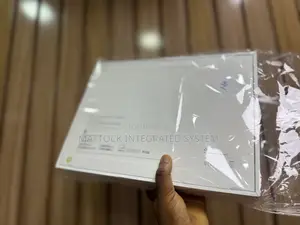 New Laptop Apple MacBook Pro 2026 M5 Max 48GB Apple M5 SSD 2T