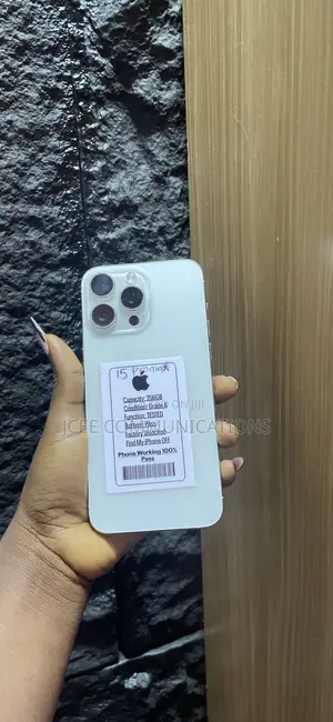 Apple iPhone 15 Pro Max 256 GB White