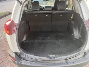 Toyota RAV4 2014 White