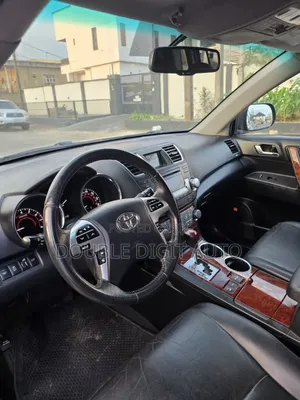 Toyota Highlander Limited 2012 Black