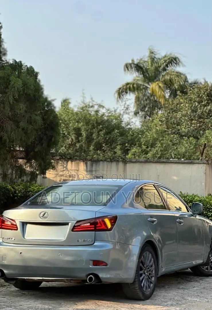 Lexus IS 250 2008 Blue
