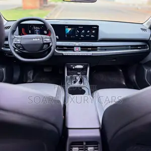 Kia K4 2025 Black