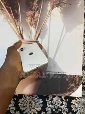 Apple iPhone 11 128 GB White
