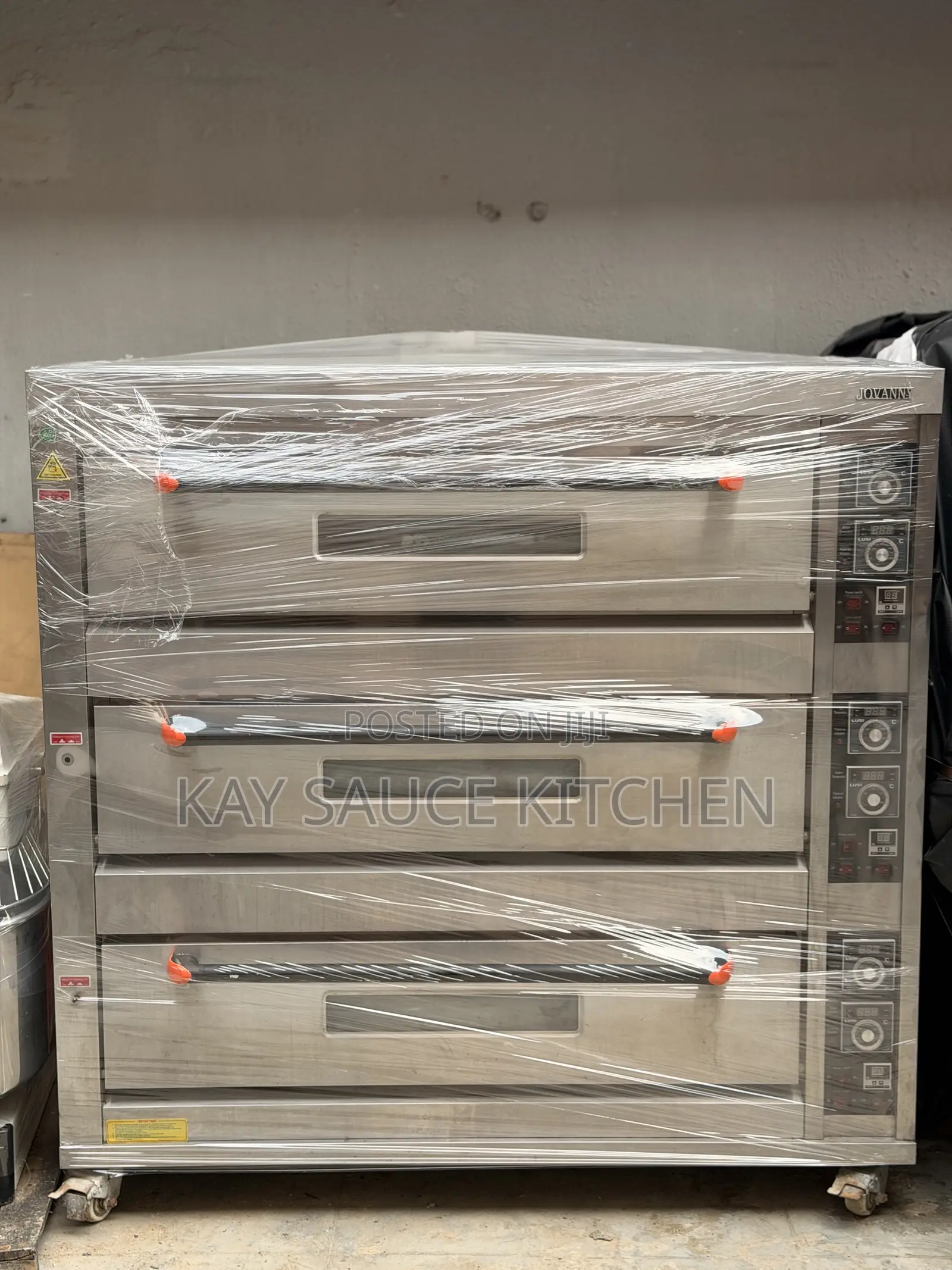 OVEN 3 Deck 9 Trays