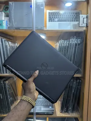 Laptop Dell Latitude 5450 8GB Intel Core i5 SSD 128GB