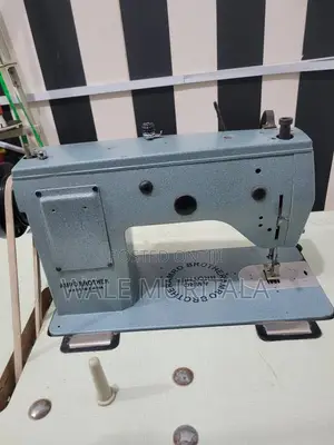 Industrial Sewing Machine