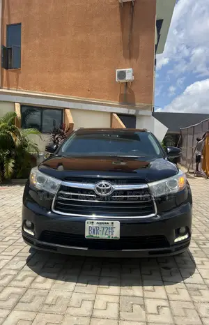 Toyota Highlander Limited Platinum V6 4x4 (3.5L 6cyl 6A) 2016 Black