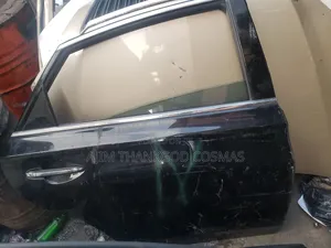 Back Right Door Toyota Avalon 2014-2018 Model Tokunbo