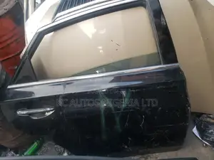 Back Right Door Toyota Avalon 2014-2018 Model Tokunbo