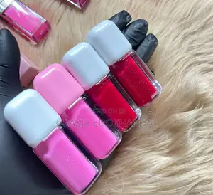 Lipgloss, Lip Balms and Lip Care