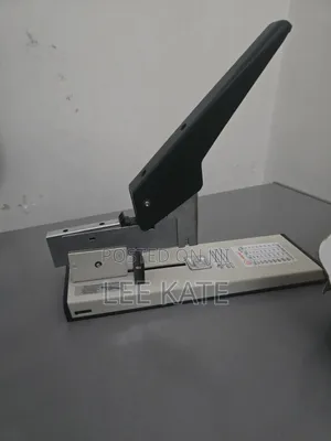 Heavy Duty Stapler