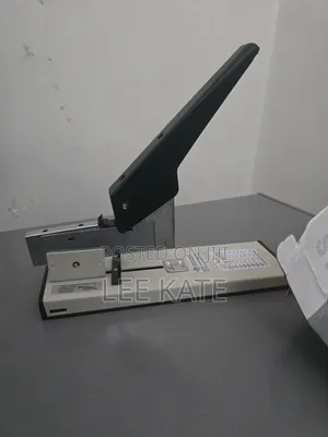 Heavy Duty Stapler
