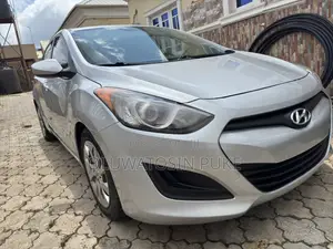 Hyundai Elantra 2013 Silver