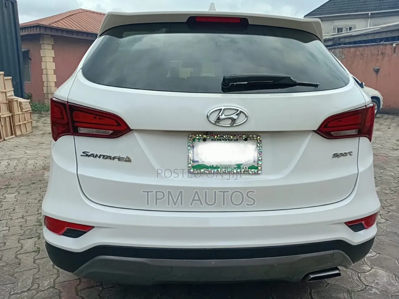 Hyundai Santa Fe 2017 White