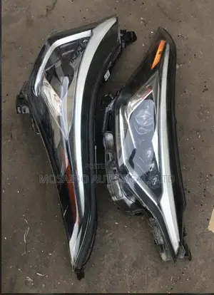 Headlamp CHR 2020