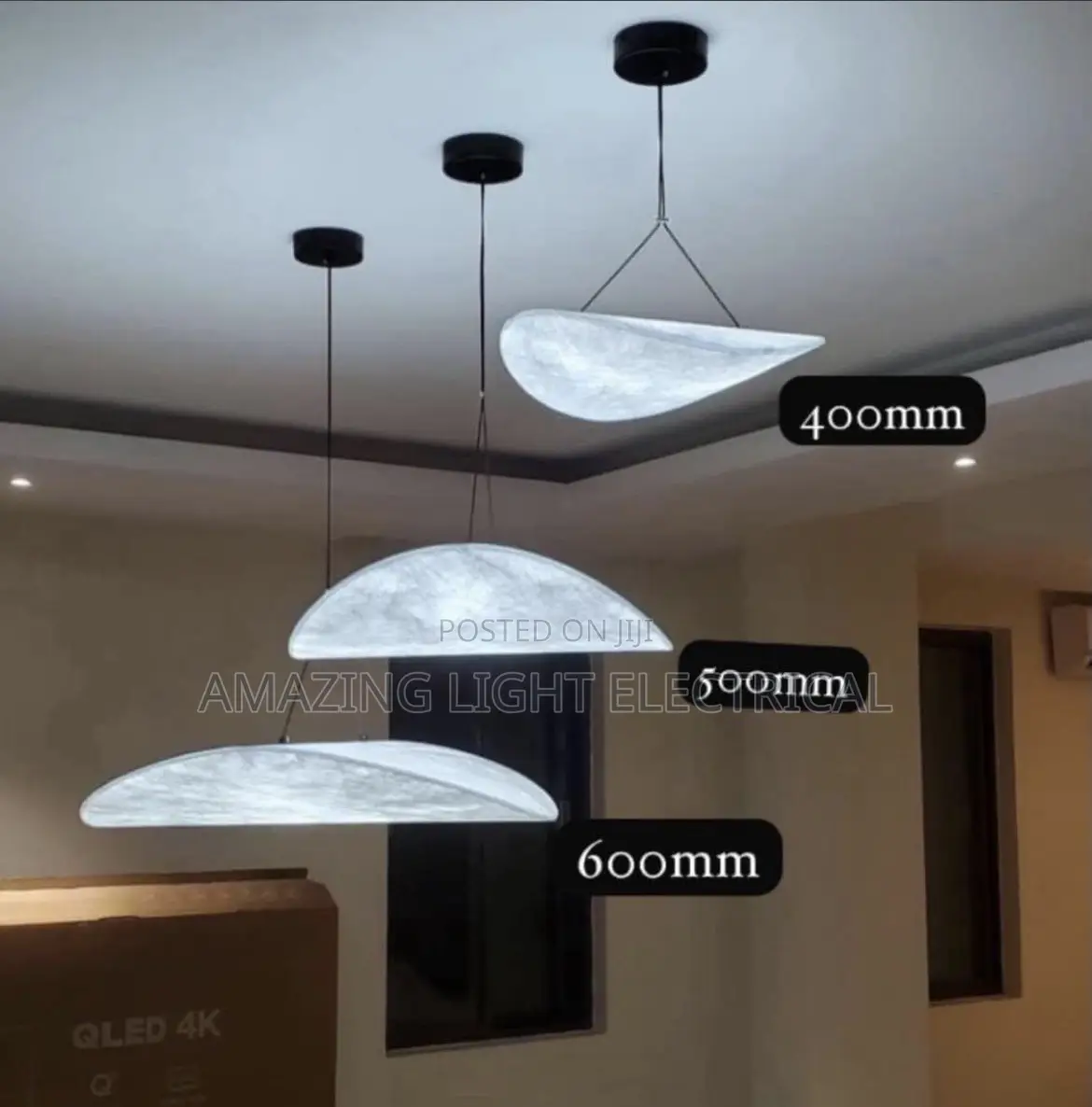 Portable Center Chandelier With Different Sizes