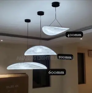 Portable Center Chandelier With Different Sizes