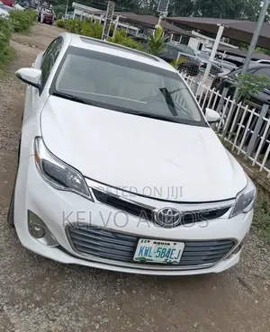 Toyota Avalon 2014 White