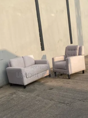 2,1 Luxurious Padded Beautiful Sofa Set