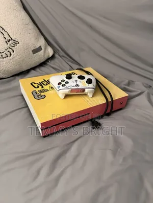 Xbox One S With 1 Controller 🎮
