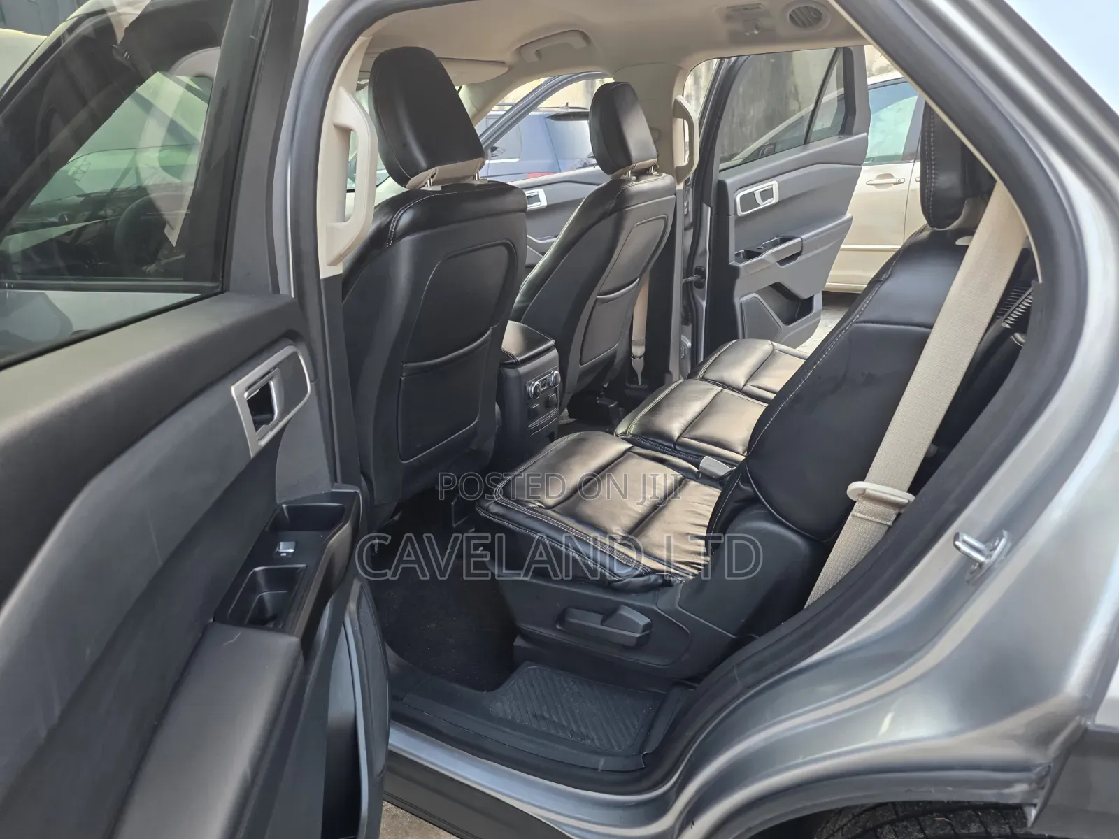 Ford Explorer 2021