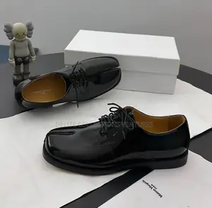 *Maison Margiela Tabi Leather Lace Up in Black*