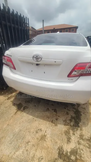 Toyota Camry 2011 White