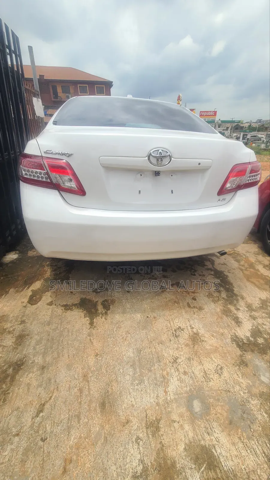 Toyota Camry 2011 White