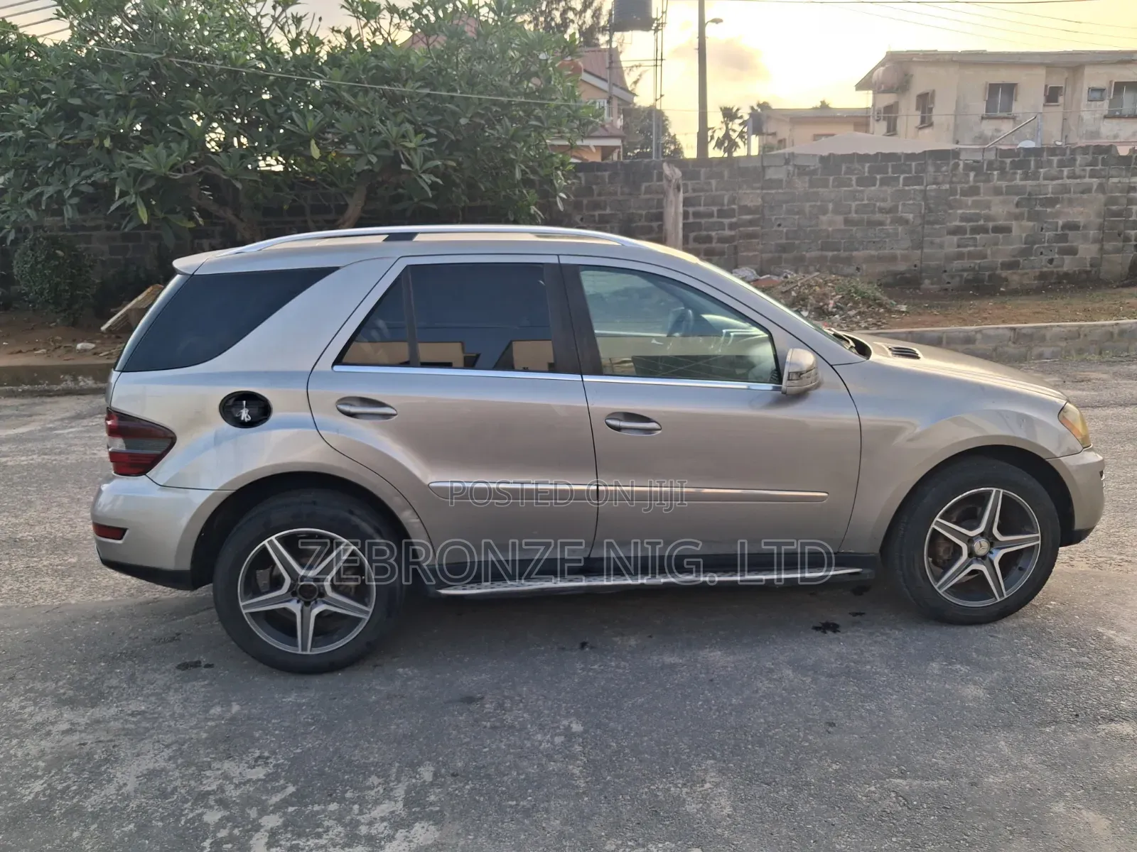 Mercedes-Benz M Class 2006 Gray