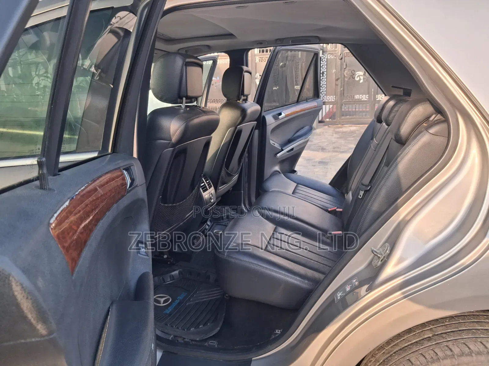 Mercedes-Benz M Class 2006 Gray