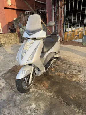 Honda 2008 Gray