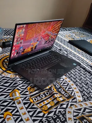 Laptop Dell XPS 13 16GB Intel Core i9 SSD 250GB