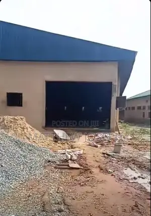 Multiple Warehouses for Lease/Rent