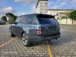 Land Rover Range Rover Vogue 2022 Black