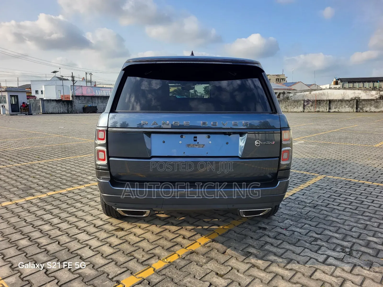 Land Rover Range Rover Vogue 2022 Black