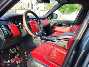 Land Rover Range Rover Vogue 2022 Black