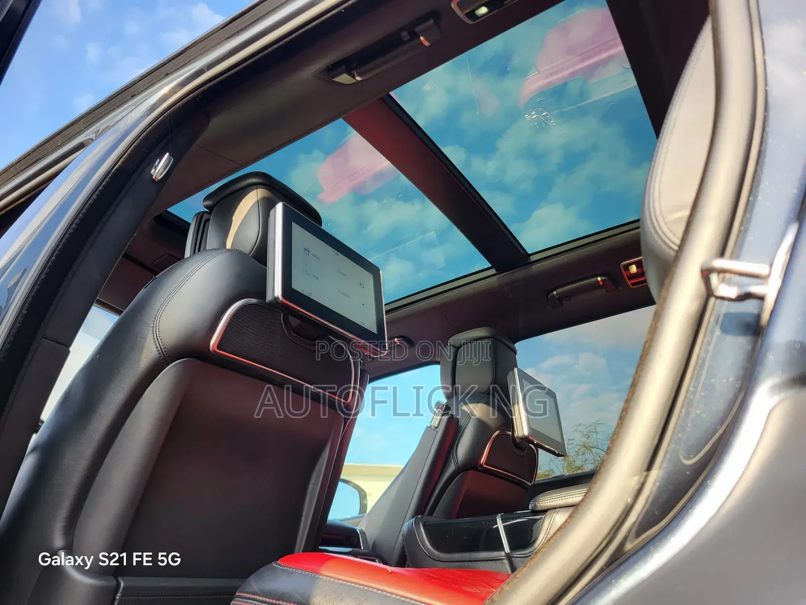 Land Rover Range Rover Vogue 2022 Black