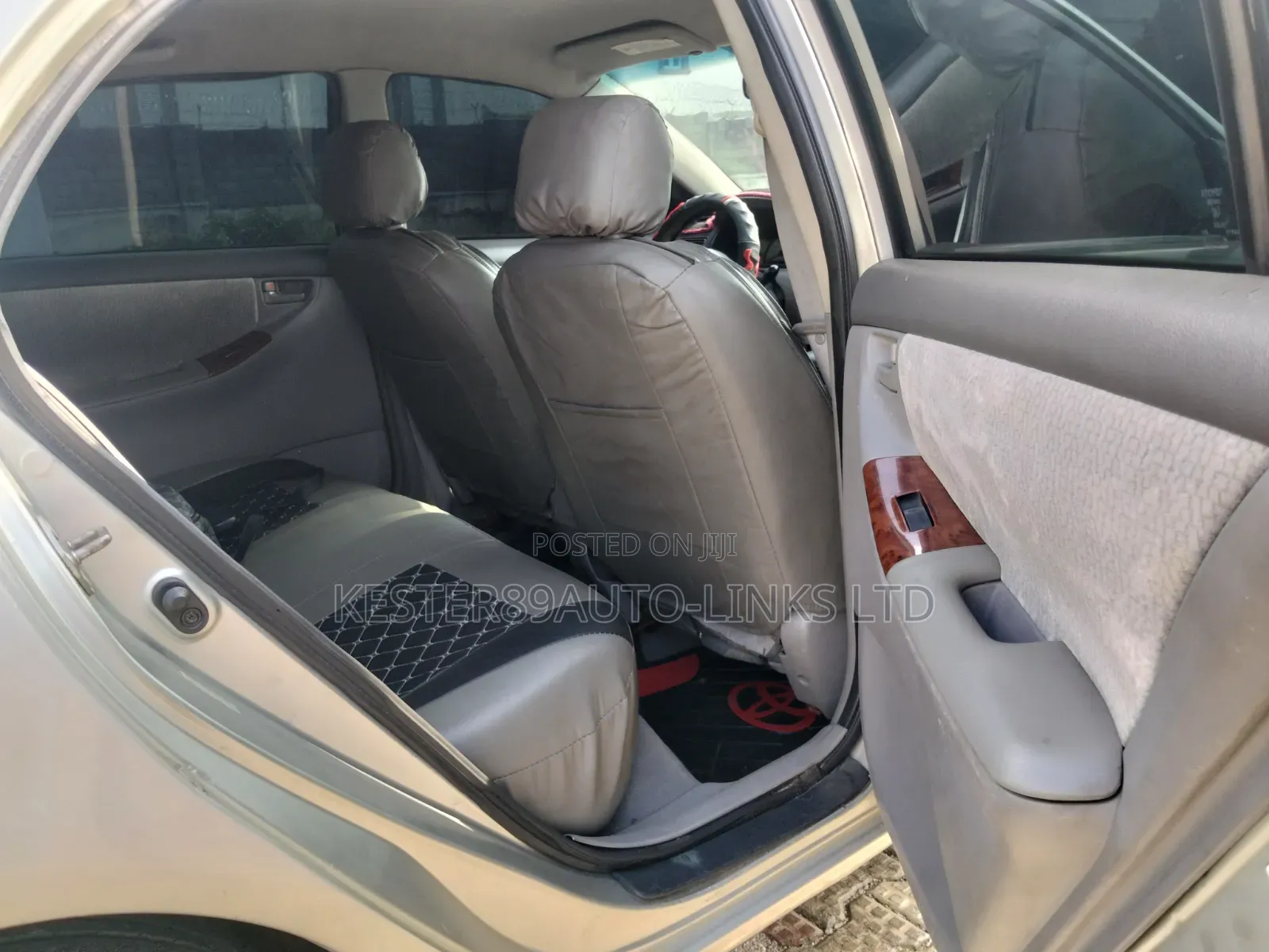 Toyota Corolla 2004 Silver